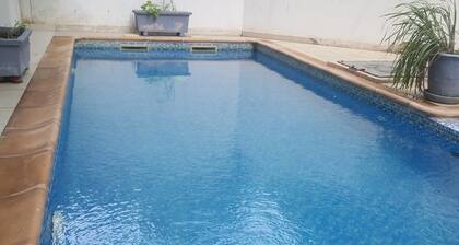 Elegant Apartment in Ouakam, with 24/7 Security & Pool, with underground parking