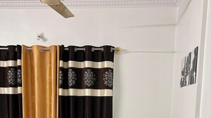 Uklassifisert bilde, 2 av 5, knapp