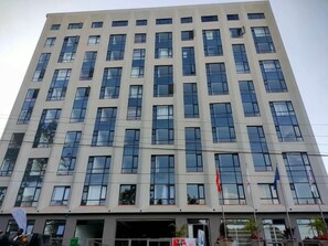 Exterior - Lux Suites Tsavo Sunset Apartments  (Nairobi)