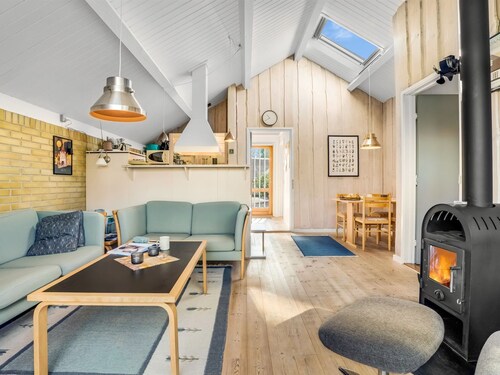 "Hedde" - 100m from the sea by Interhome