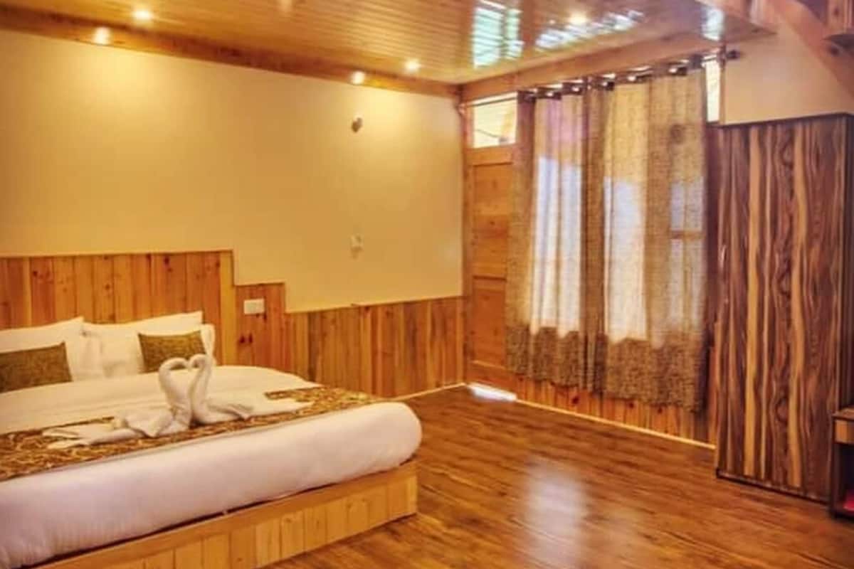 Familjerum | Sängtillbehör av högsta kvalitet, bäddmadrasser och skrivbord