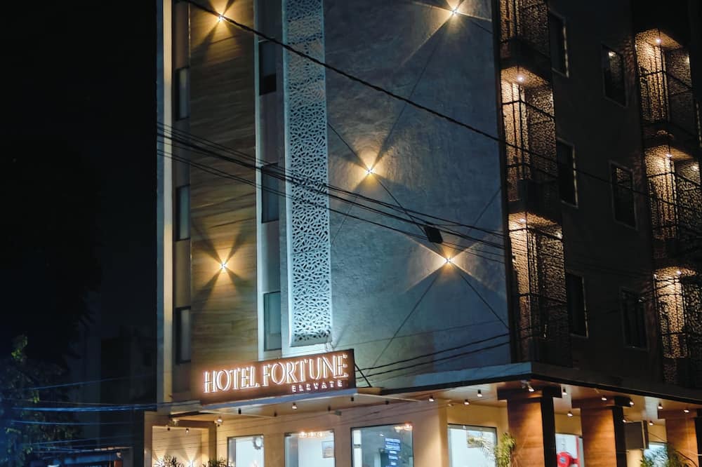 Hotel Fortune Elevate
