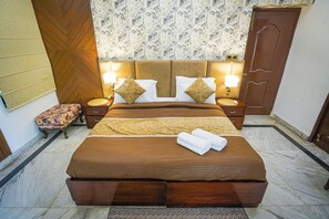 5 habitaciones, wifi y ropa de cama 