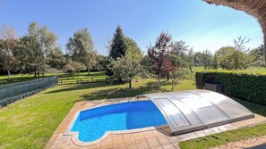 Piscina interna, piscina externa