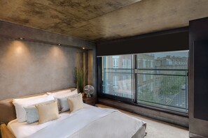 2 bedrooms, iron/ironing board, WiFi, bed sheets - Shoreditch Skyline Penthouse (London)