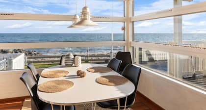 "Diderik" - 5m from the sea by Interhome