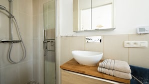Shower, hair dryer, towels, soap - Beachfront villa. Exceptional view.Sleeps 8 (Gâvres)