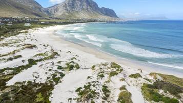 Rumah (5 Bedrooms) | Interior