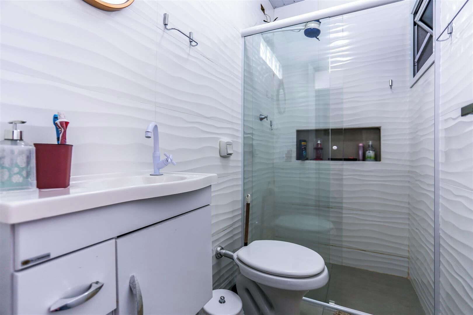 Deluxe Apartment, Pool View | Bathroom