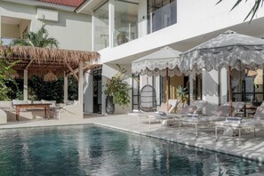 Alberca al aire libre 