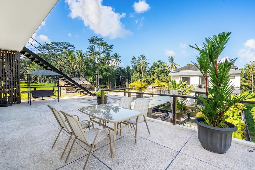Zilla Villa image