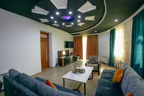 Living area - Panorama Villa Lux  (Baku)