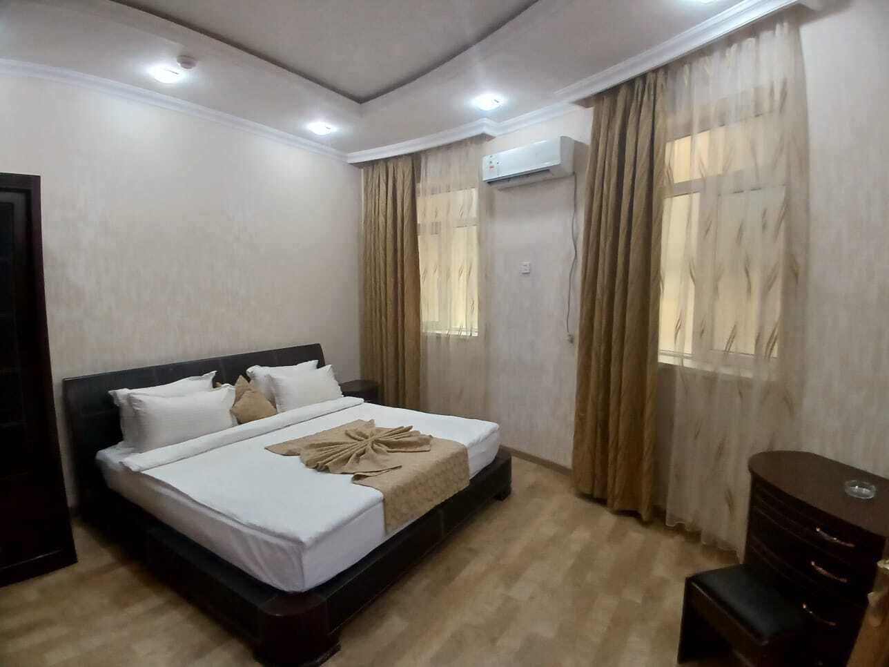 4 bedrooms, pillow-top beds, in-room safe, desk