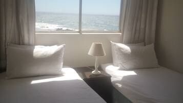 3 bedrooms, iron/ironing board, free WiFi
