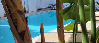 El Mar Pool Maisonette with 3 BDR, 7 min from beach