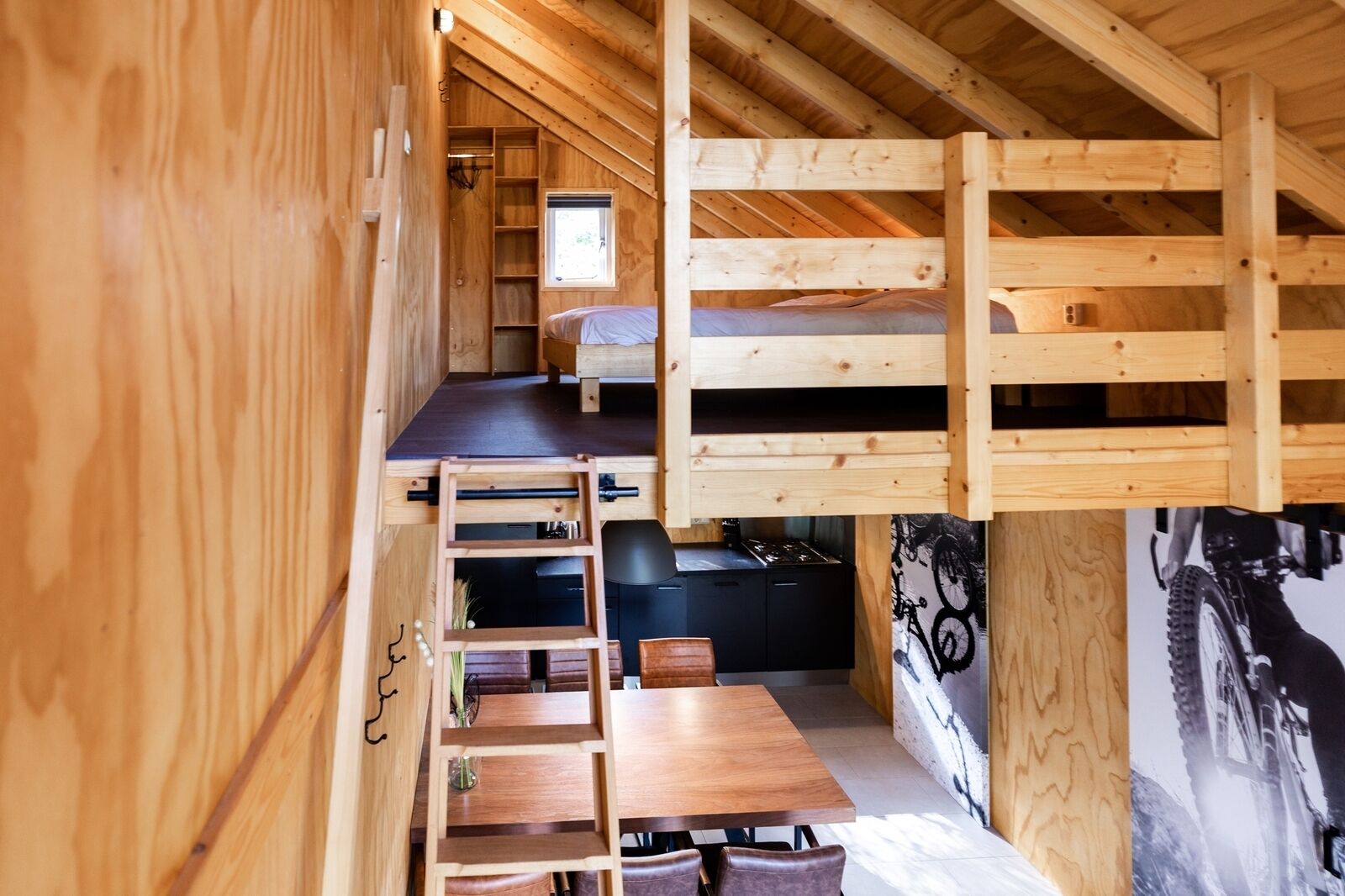 3 عدّة غرف نوم وواي فاي مجانًا وملاءات أسرّة