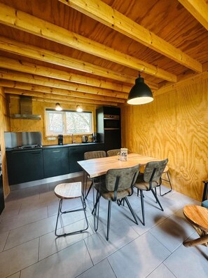 تناول الطعام