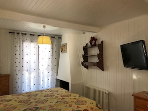 1 bedroom