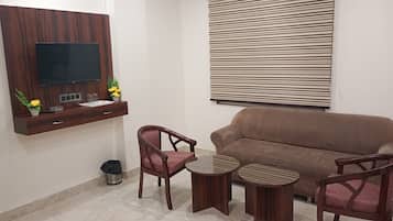 Deluxe Double Room | Soundproofing, free WiFi
