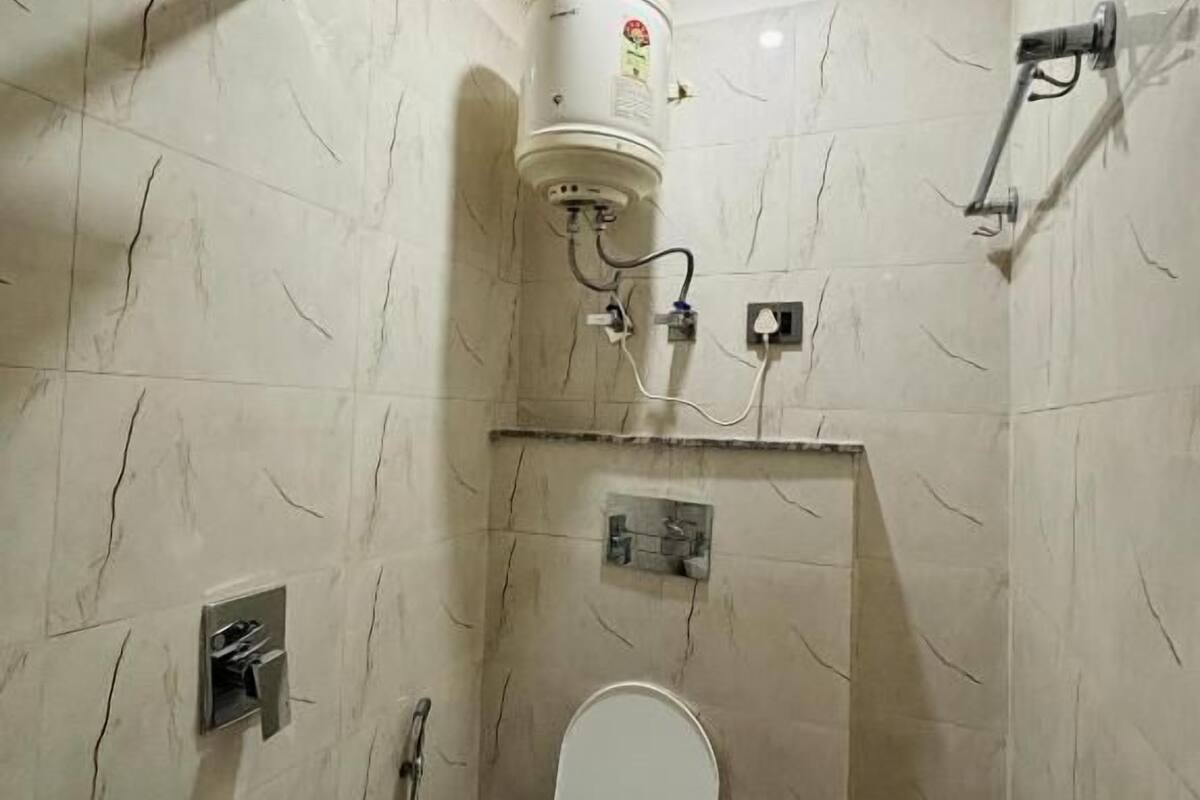 Deluxe Double Room | Bathroom