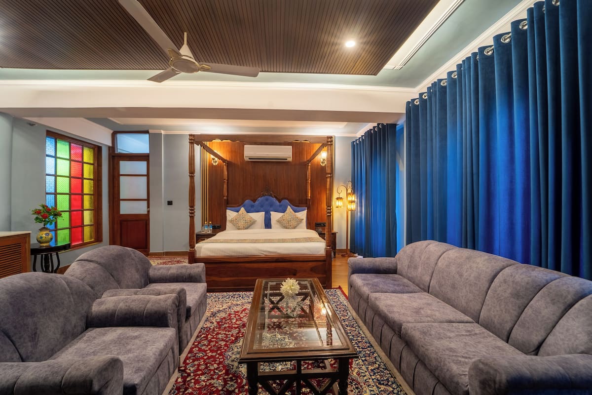 Maharaja Suite
