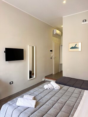 Habitación clásica doble | Escritorio, sistema de insonorización, wifi gratis y ropa de cama