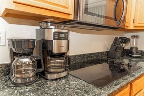 Fridge, microwave, oven, stovetop - Large Family Home with Game Room (Page)