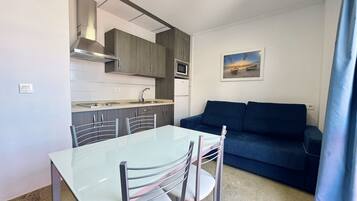 Televisor intel·ligent de 43 polzades amb canals per cable