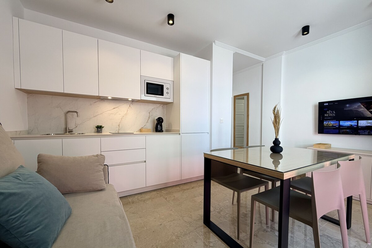 Apartamento de 1 dormitorio | Private kitchen | Cookware/dishes/utensils
