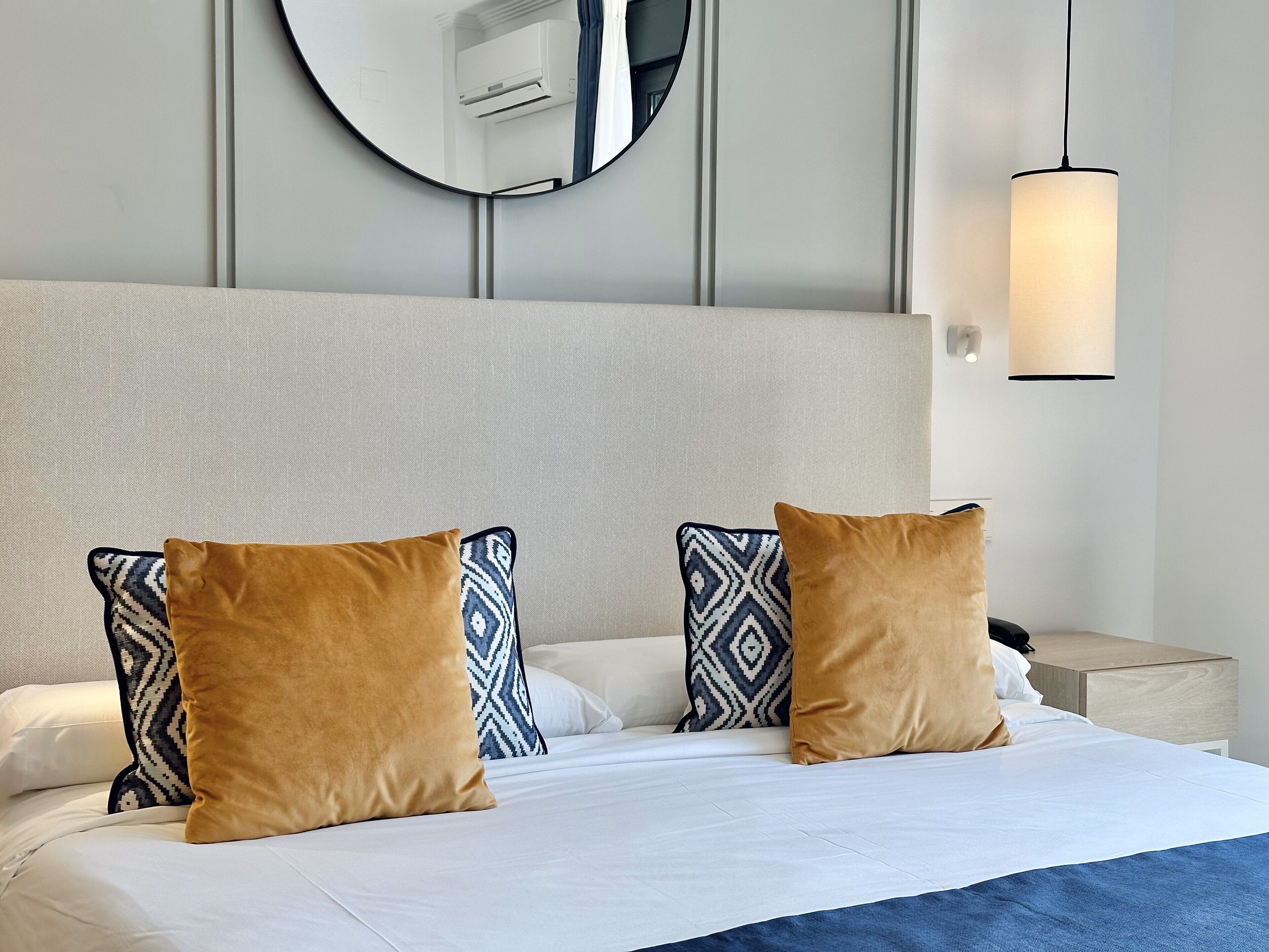 Habitación doble sin cocina | 客房内保险箱、特色装修、特色家  居、隔音