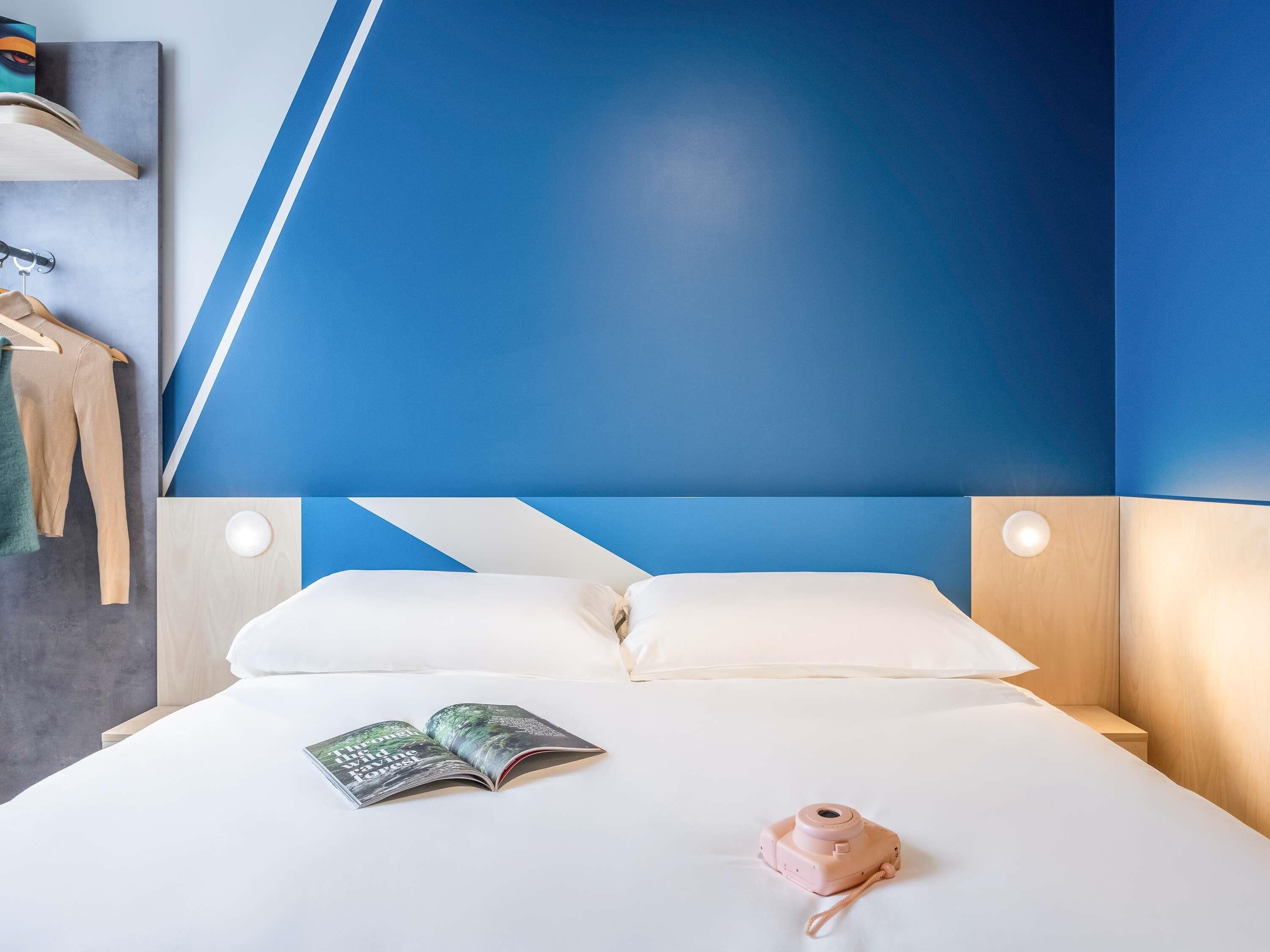 Quarto standard, 1 cama de casal | Wi-Fi de cortesia
