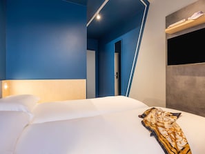 Quarto standard, 2 camas de solteiro | Wi-Fi de cortesia