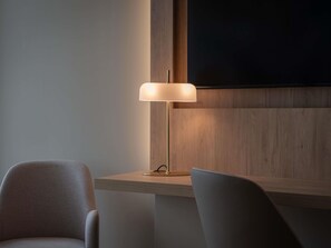 Minibar, blackout drapes, soundproofing, free WiFi - Mercure Ponta Delgada Azores (Ponta Delgada)