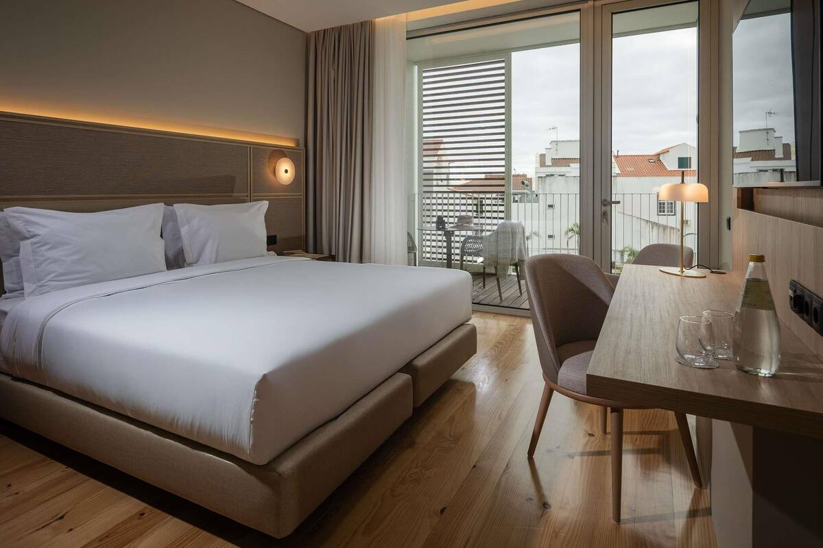 Classic-Doppelzimmer | Minibar, Verdunkelungsvorhänge, schallisolierte Zimmer, kostenloses WLAN