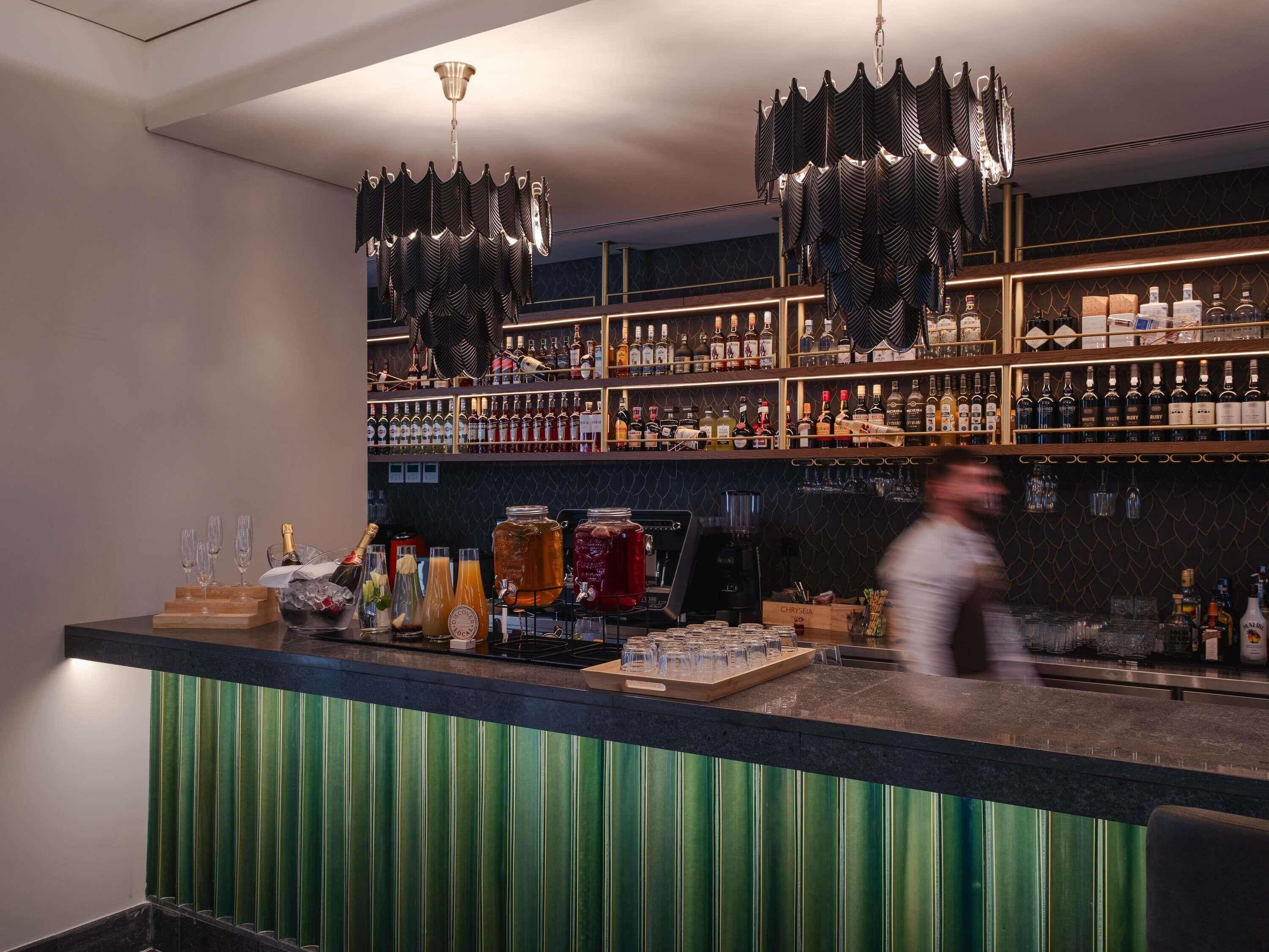 Bar (en la propiedad)