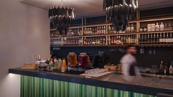 Bar (en la propiedad)