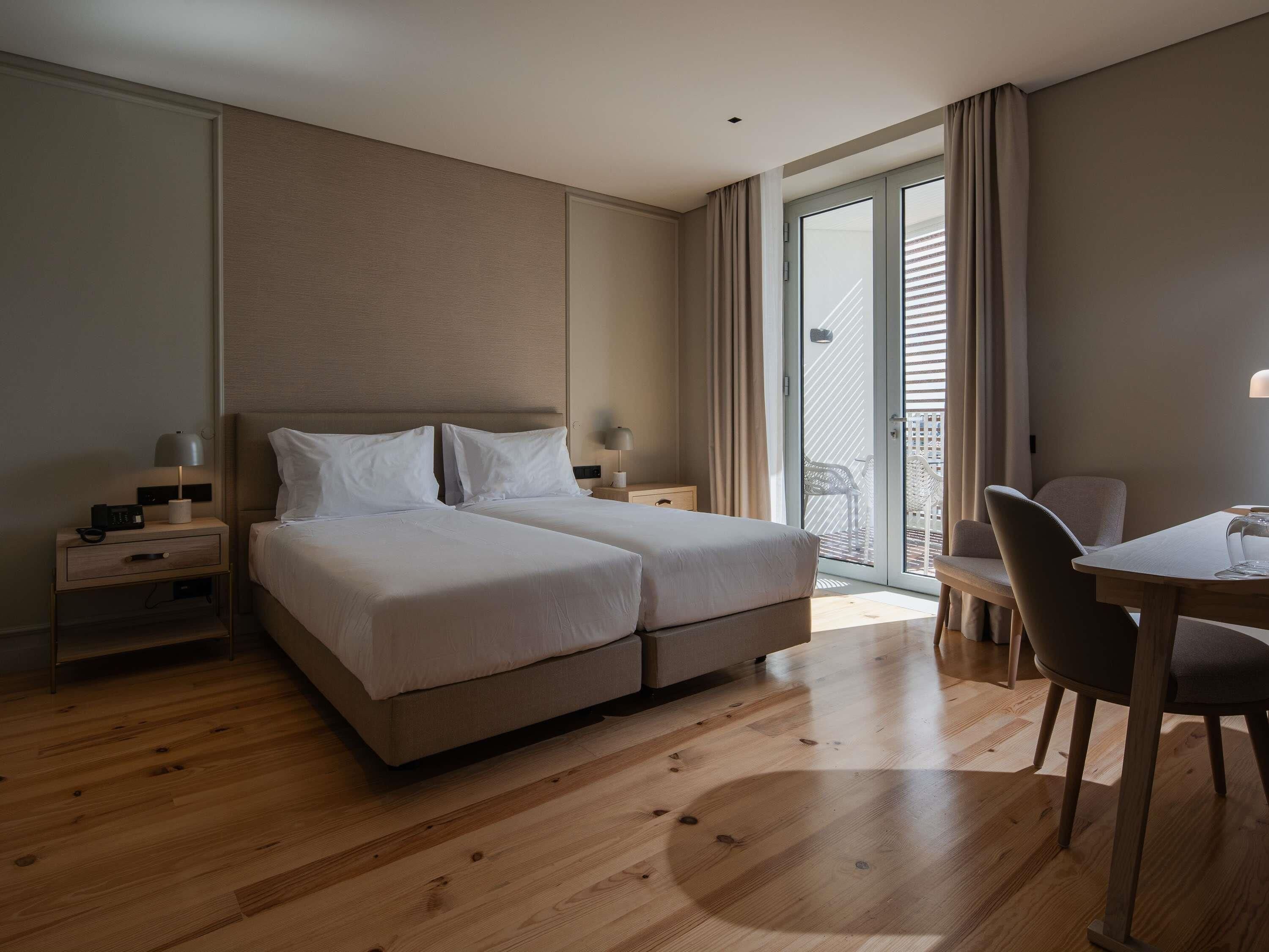 Superior Room | Minibar, blackout drapes, soundproofing, free WiFi