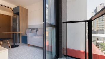 Comfort Triple Room | Outdoor dining