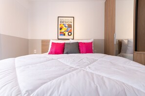 Comfort Studio | Individually decorated, individually furnished, desk, laptop workspace - Porto Privilege Housi by Carpediem (Salvador)