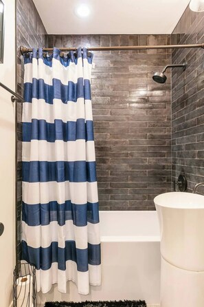 Hair dryer, towels, soap, shampoo