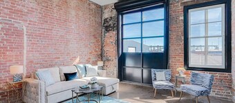 Breakfast Tiffany s Downtown Newport News
