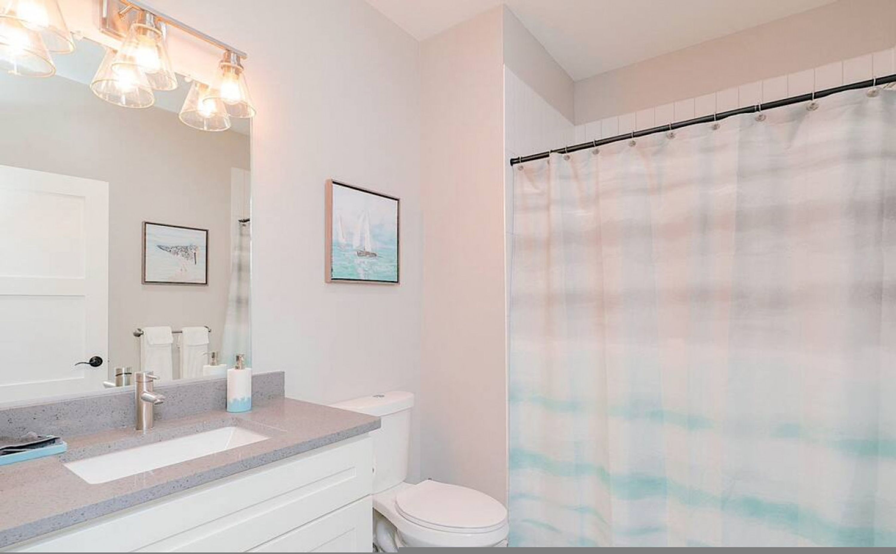 Apartment | Bathroom