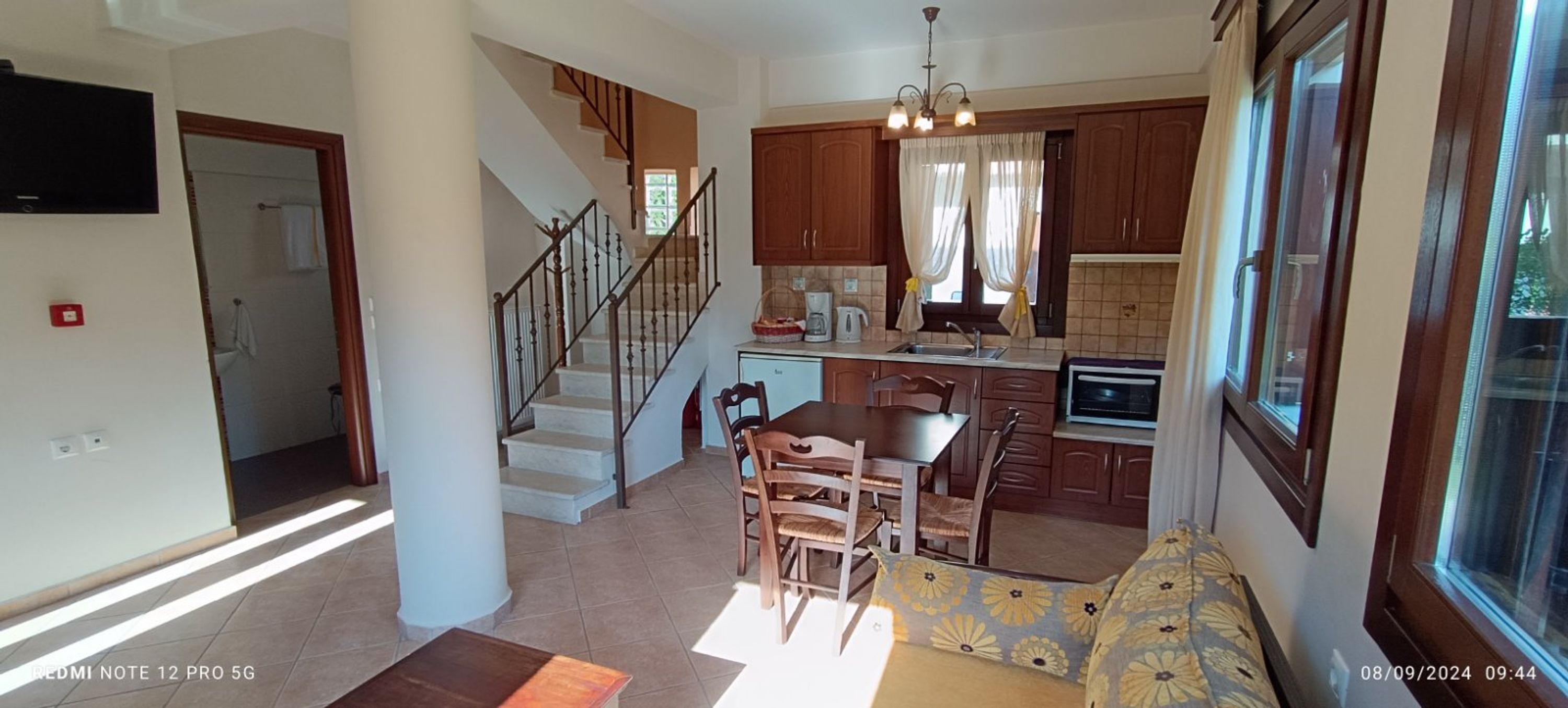 6 bedrooms