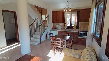 6 bedrooms