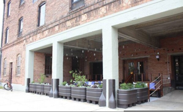 Exterior - The Speakeasy Downtown Newport News (Newport News)