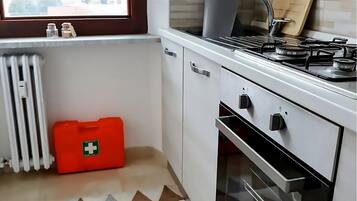 Microonde, forno, piano cottura