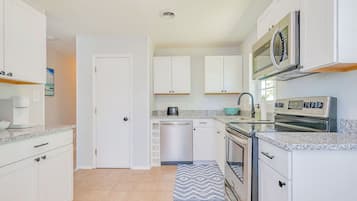 Studio | 3 bedrooms