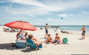 Ubicación a pie de playa y toallas de playa