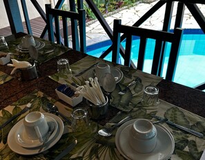 Free daily continental breakfast - Pousada Villa Aman (Paraty)