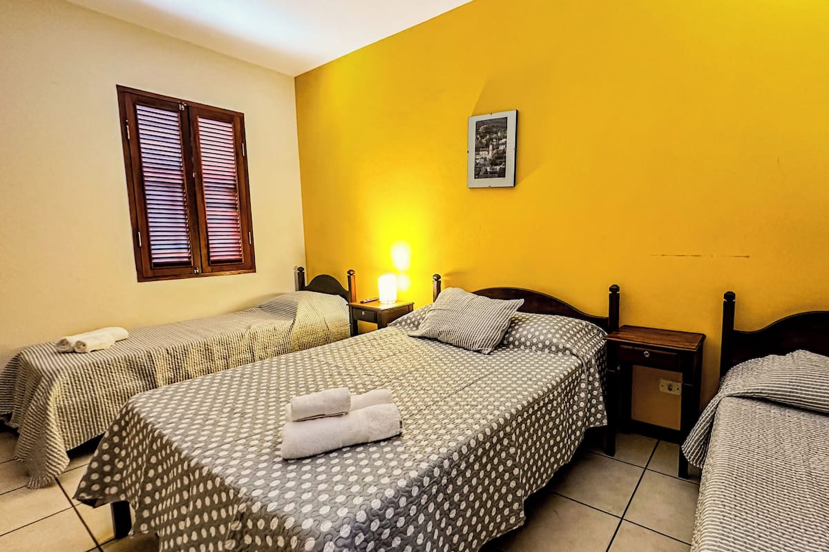 Quadrupla familiare, vista piscina | Wi-Fi gratuito